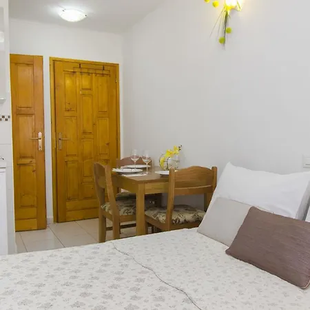 Top City Center Apartments Sibenik Exterior photo