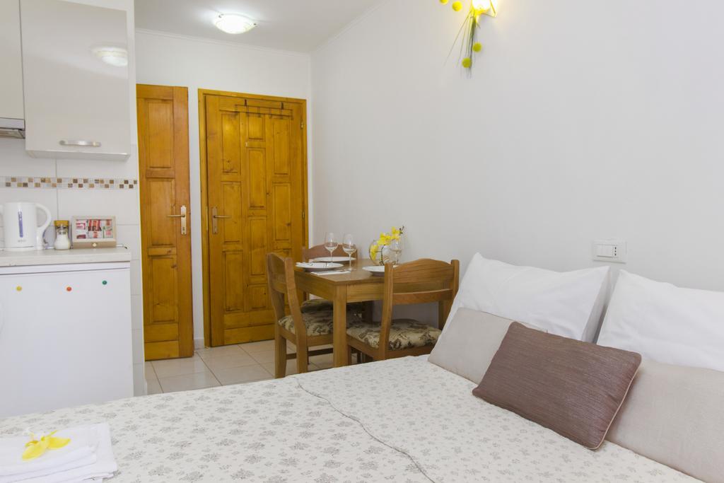 Top City Center Apartments